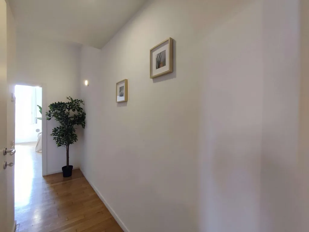 Rusticated Triplex with Garden in Florence