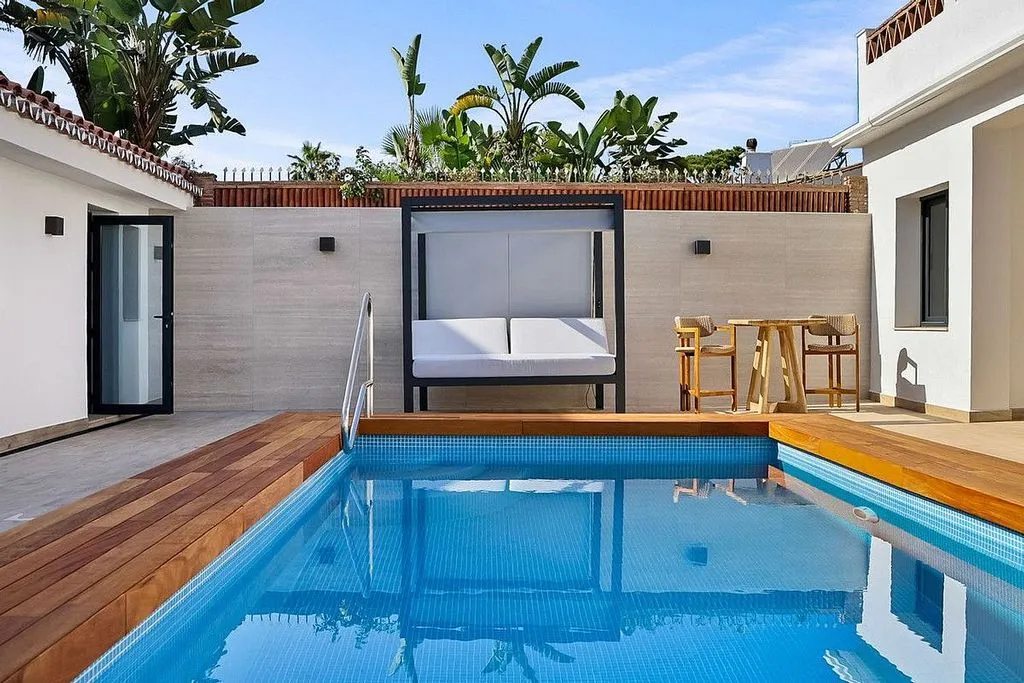 Bassein - Chalet with Pool in Casco Antiguo
