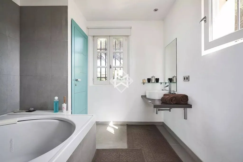 Bagni - Provençal Villa with Pool near Saint-Tropez