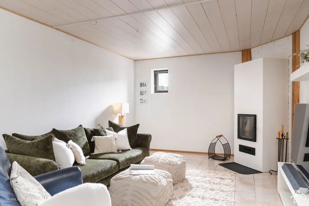 Elutuba - Duplex with Garden in Vantaa's Matarin