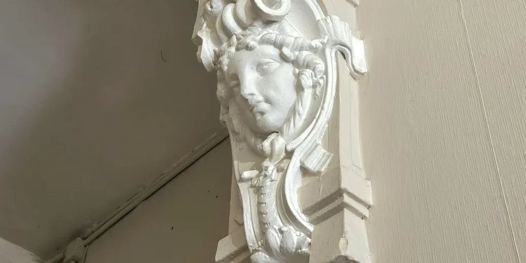 Toad - Victorian Mansion in Liège