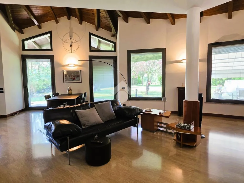 Elutuba - Villa with Private Park in Borgoforte
