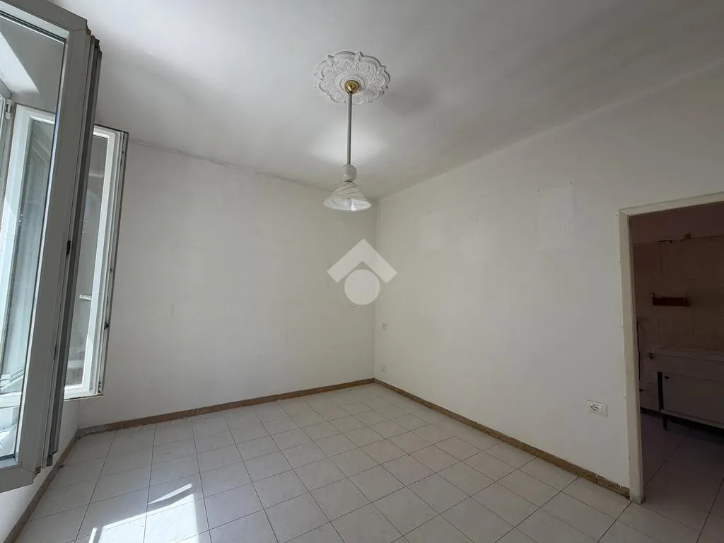 Toad - Corner Semi-Detached Villa with Private Garden in Pesaro