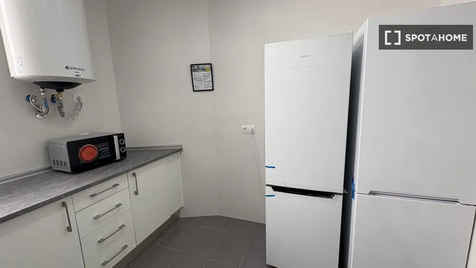 Cucina - Private Room in Shared Flat, Albaycín, Granada