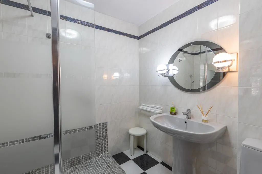 Salles de bain - Terraced House with Courtyard in Albaicín