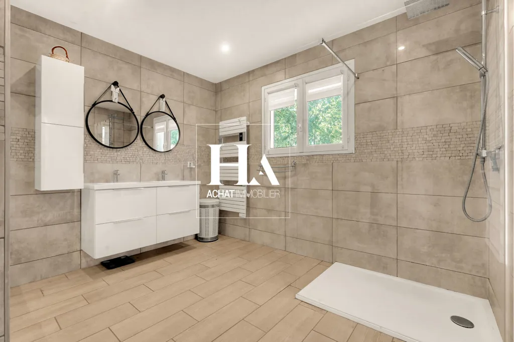 Bagni - Ground Floor House with Pool in Labastide Saint-Sernin