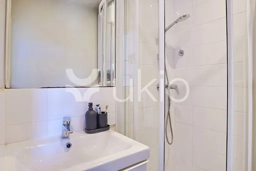 Vannitoad - Luxury Apartment with Elevator in Paris 17th