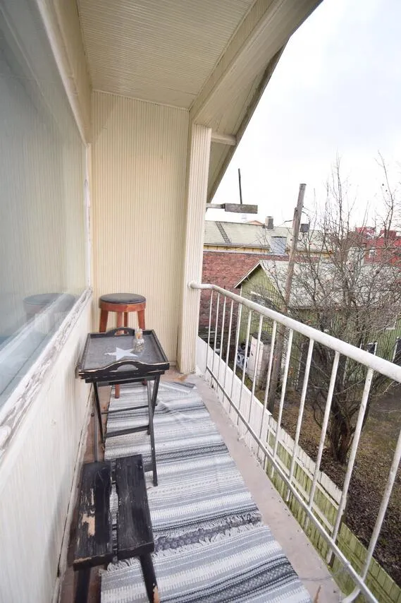 Rõdu - Apartment with Balcony in Pori Centre