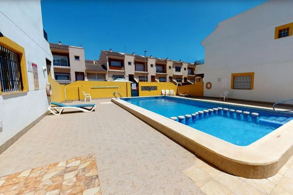 Piscine - Terraced House with Pool in Torre-Pacheco