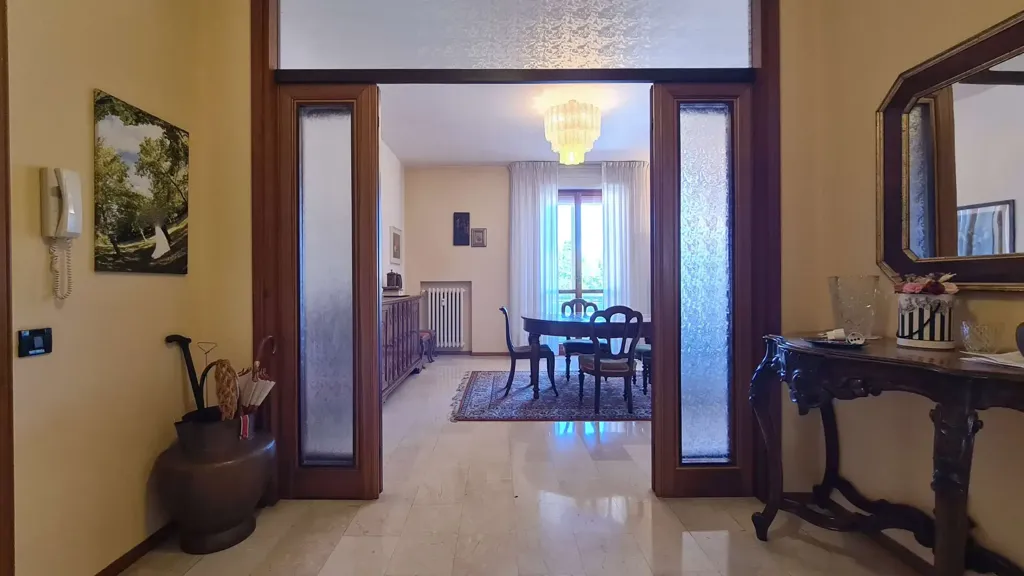Entrée - Apartment with Balcony in Modena