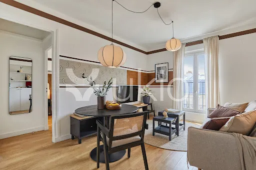 Elutuba - Luxury Apartment with Garden Access in Paris 5th