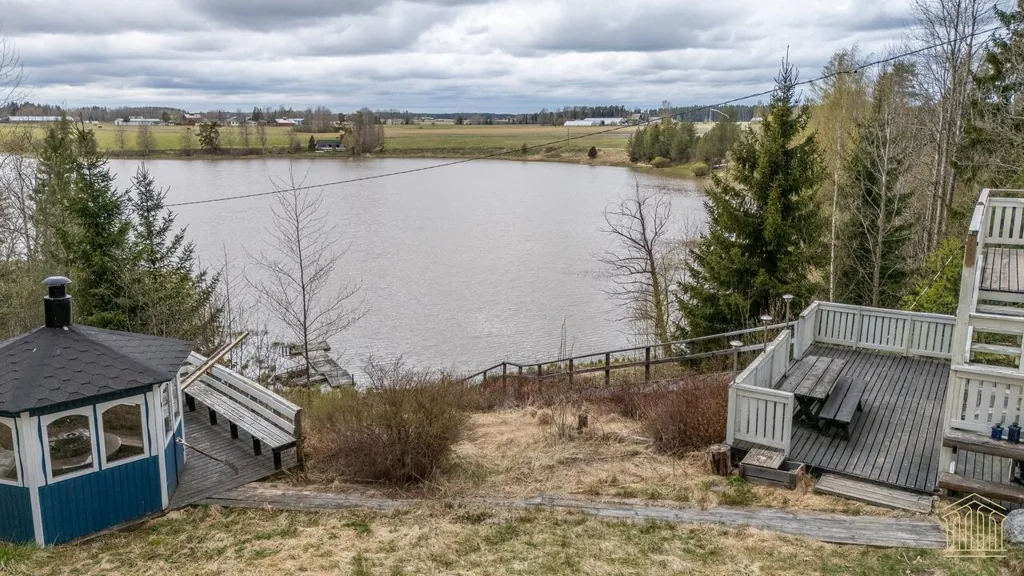 Giardino - Cottage with Lake View in Somero