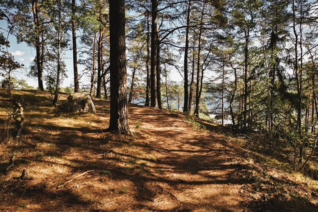 6-toaline maja asukohas Ekerö kommun