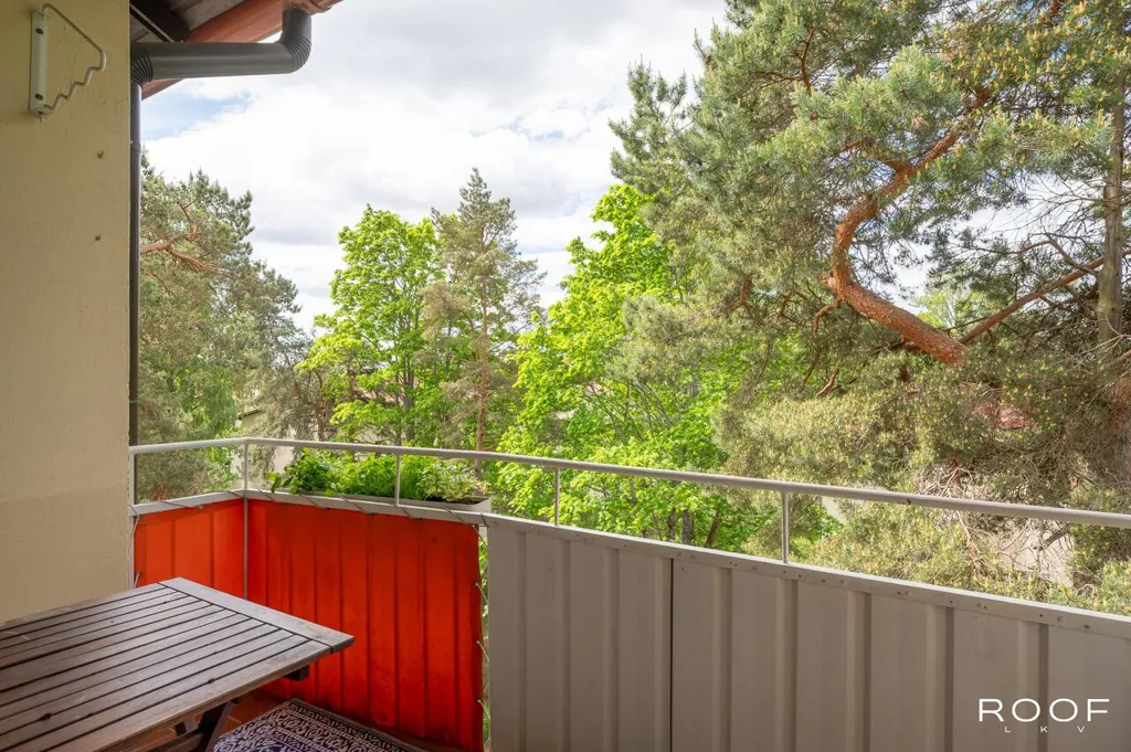Rõdu - Triplex with Balcony in Helsinki Olympiakylä