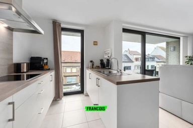Cucina - Energy-Efficient Flat with Two Terraces in Kerkstraat