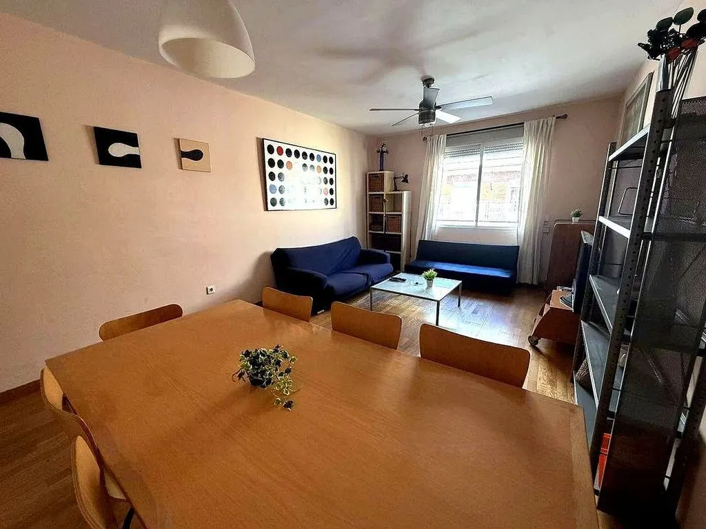 Modern Flat with Balcony in Argüelles, Madrid