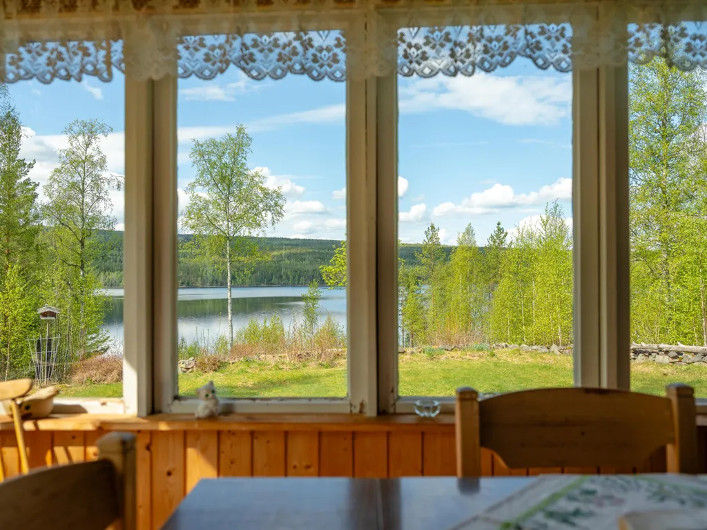 Salle à manger - Cottage with Lake View near Brintbodarna