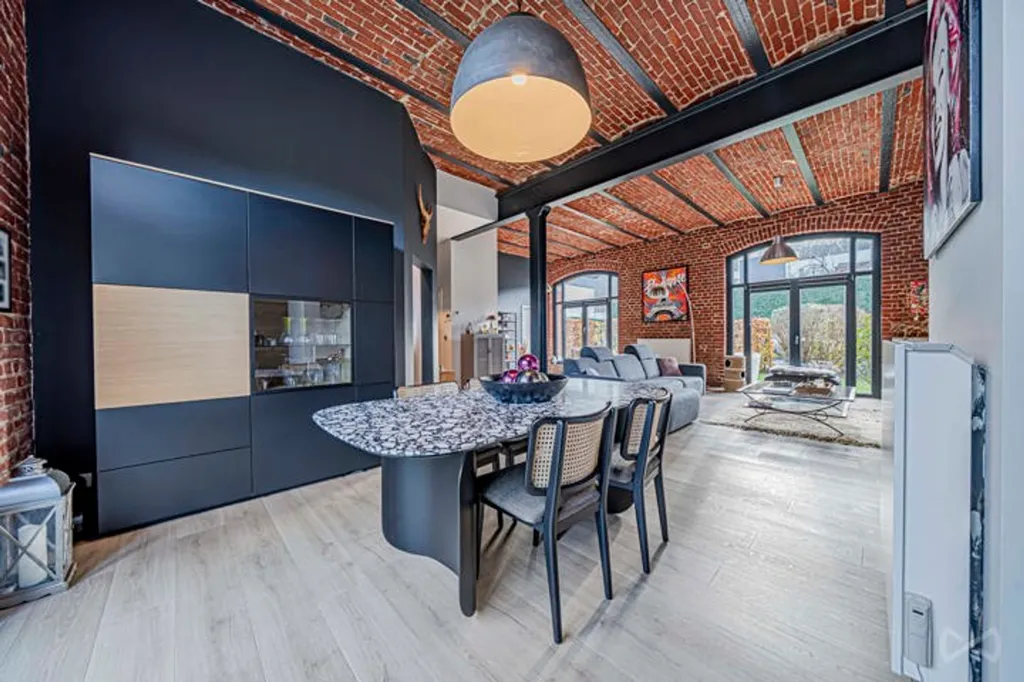 Loft Industriel avec Jardins à Tilff