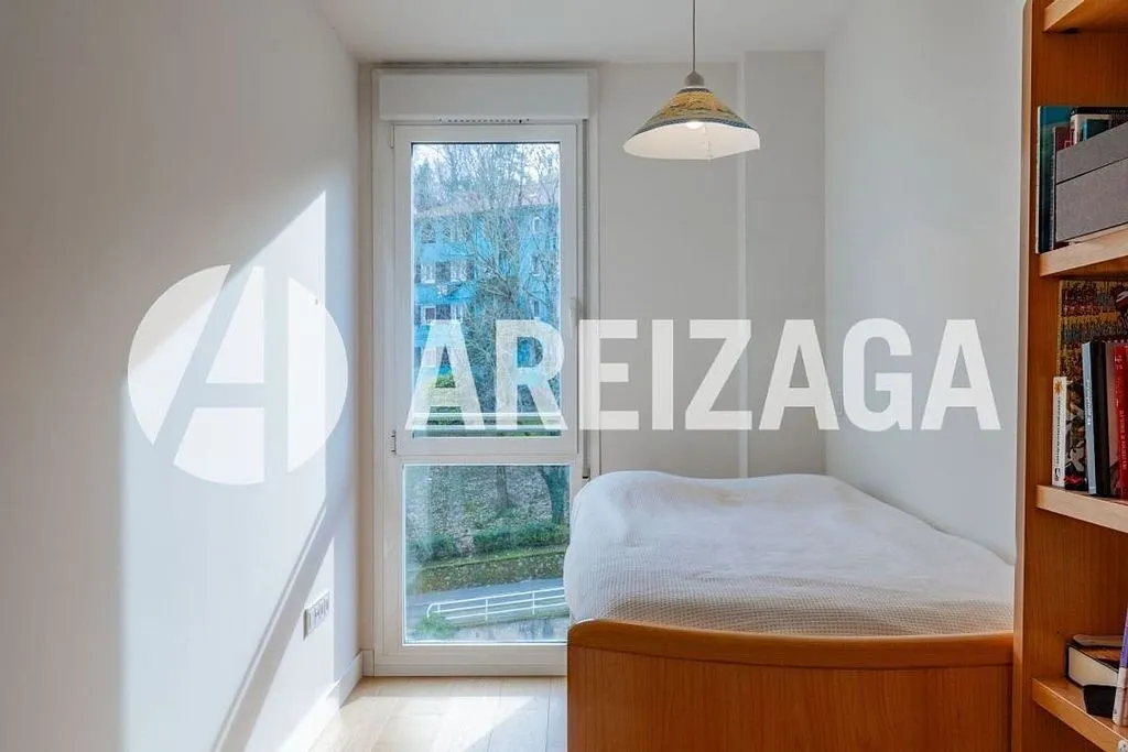 Bedrooms - Modern Flat with South Orientation in San Sebastián