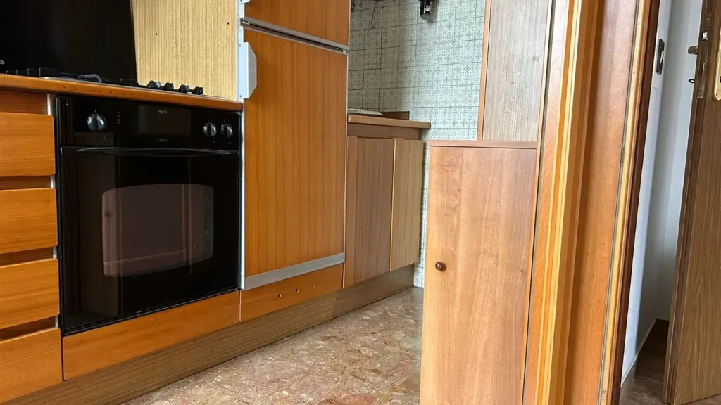 Cuisine - Apartment with Terrace in Piacenza