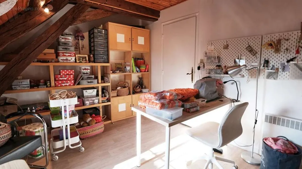 Kabinet - Authentic House with Panoramic View in Champallement