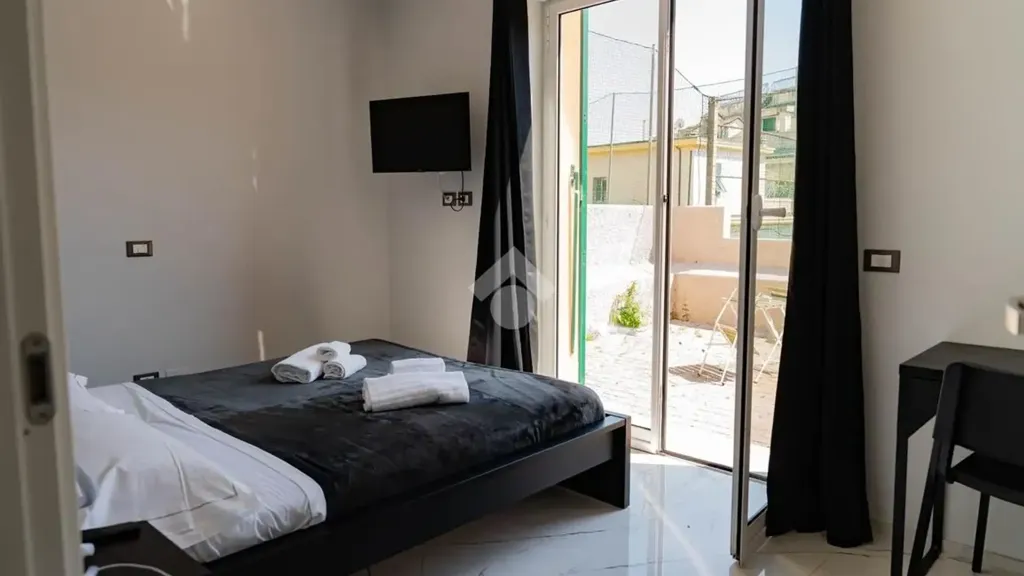 Chambres - Modernised Flat with Terrace in Genoa Centre