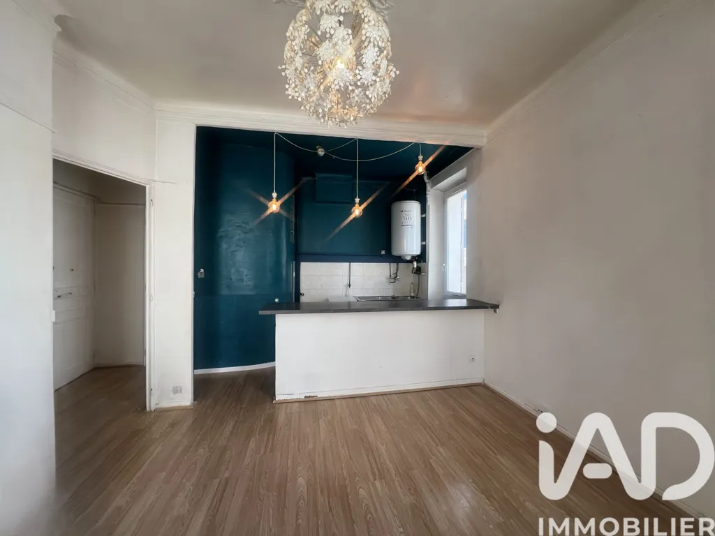 Köök - Charming 2-Bedroom Apartment with Balcony in Toulon
