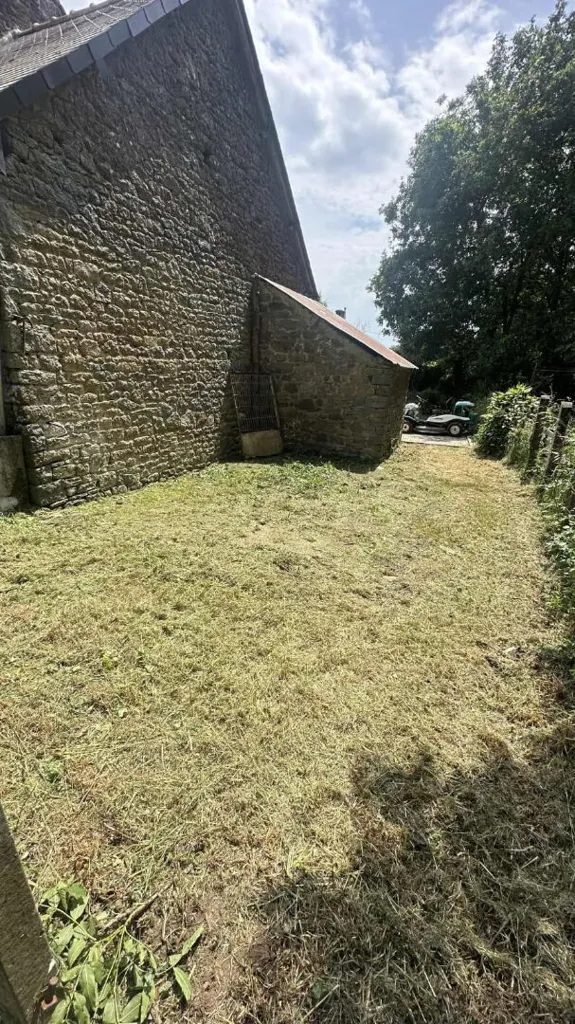 Aed - Furnished House with Garden in Bonnemain
