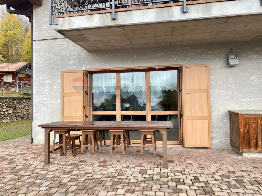 Terrass - Mountain Refuge with Terrace in Piani Resinelli