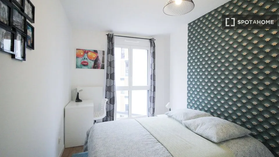 Chambres - Chambre dans Appartement 4 Pièces à République, Paris