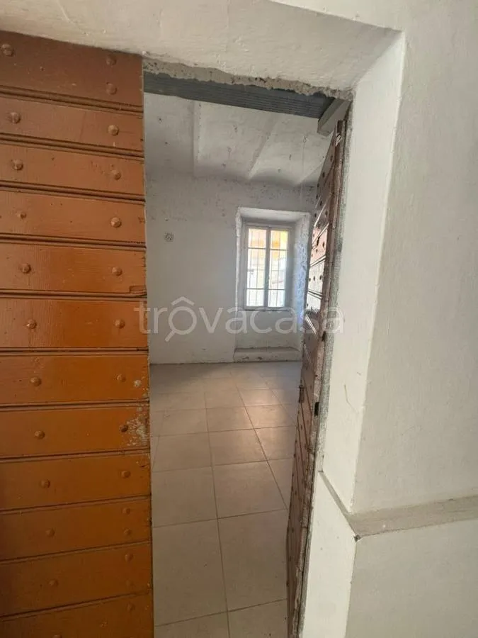hallway_entrance