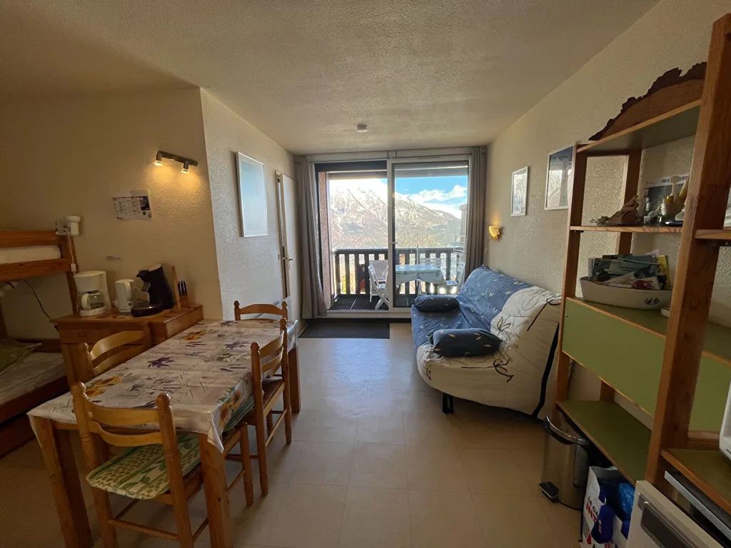 Séjour - Appartement T2 avec Terrasse à Réallon