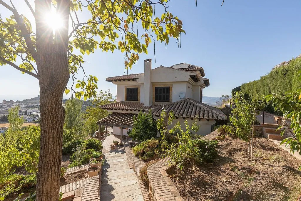 Extérieur - Chalet with Pool and Terrace in Nívar