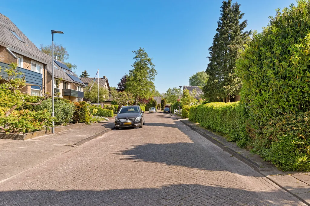 Välivaade - Detached Bungalow with Garden in Monnickendam
