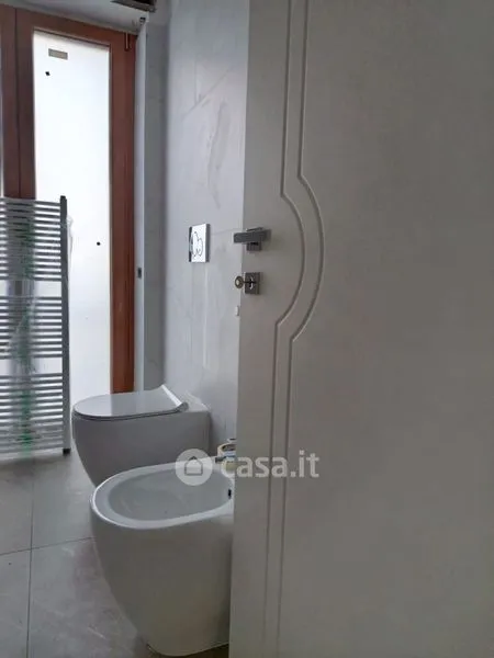Salles de bain - Modernised Apartment with Balcony in Asti
