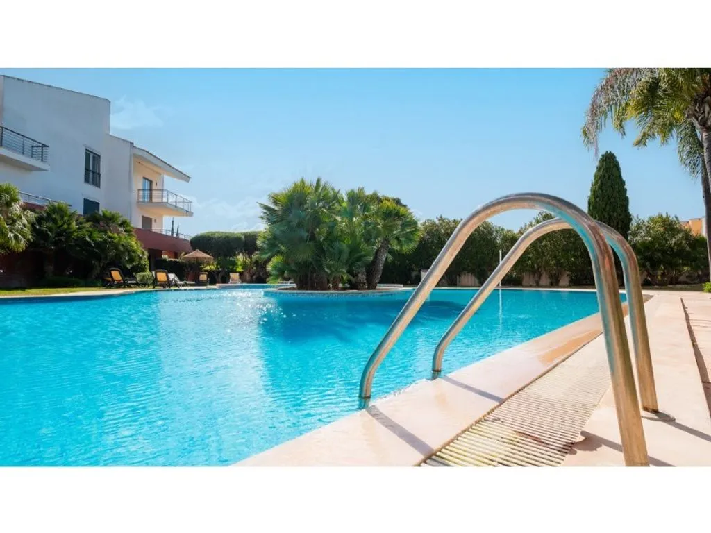 Piscine - Luxury Apartment with Golf Views in Vilamoura