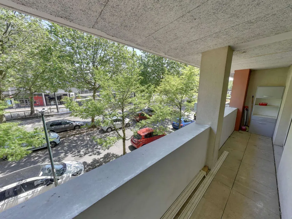Balcon - Appartement avec Terrasse et Balcon au Nouveau Centre d'Échirolles