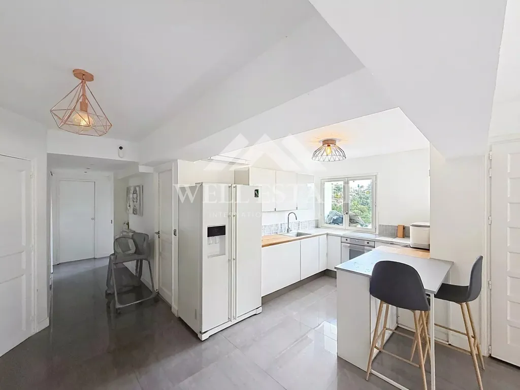 Cuisine - Appartement Villa avec Piscine et Vue Panoramique à Nice