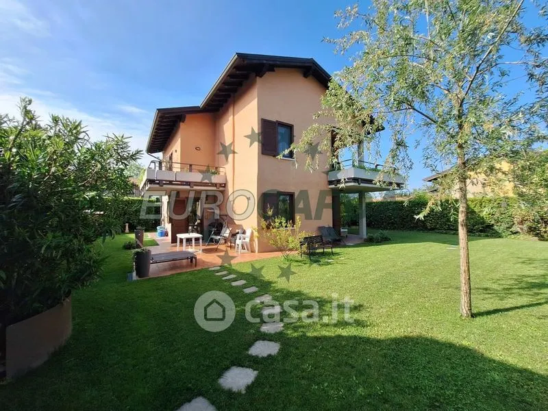 Aed - Villa with Pool in Lazise