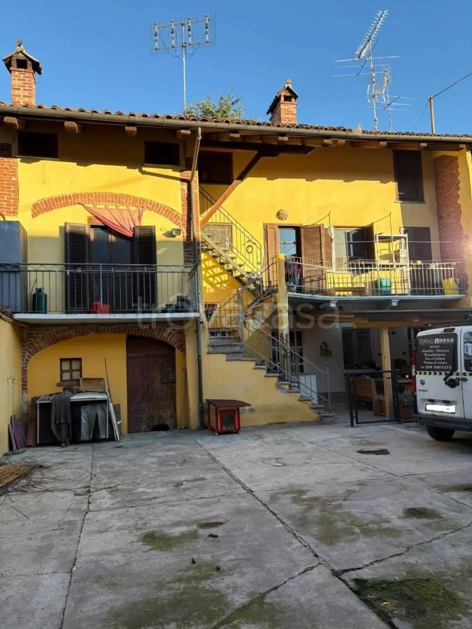 Jardin - Rustic Triplex with Balcony in Feletto