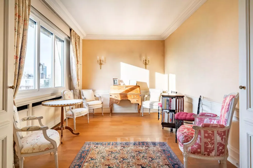 Séjour - Triplex avec Terrasse Panoramique à Neuilly-sur-Seine