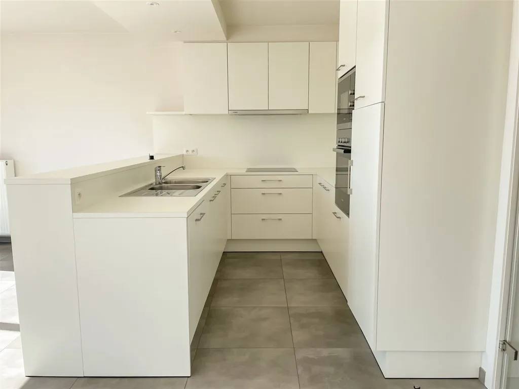 Cucina - Recent Apartment with Terrace near Waregem Station