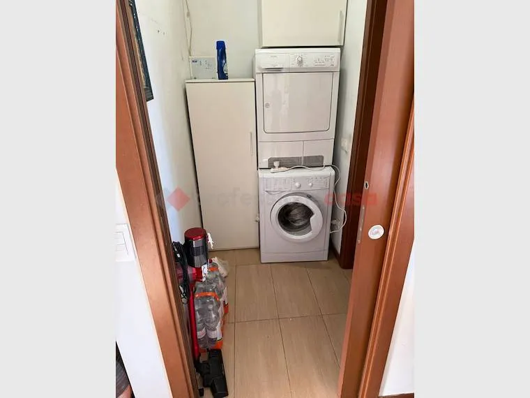 Lavanderia - Bright Studio Apartment with Balcony in Parabiago