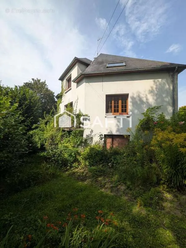 Extérieur - Maison avec Jardin et Balcon à Vire