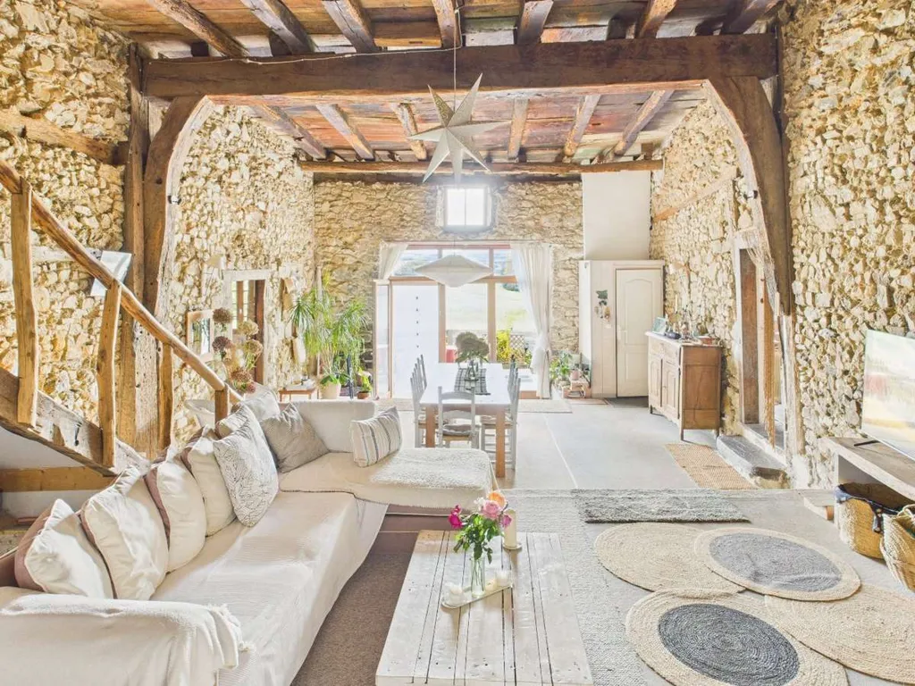 Soggiorno - Historic Basque Farmhouse with Gîte in Hasparren