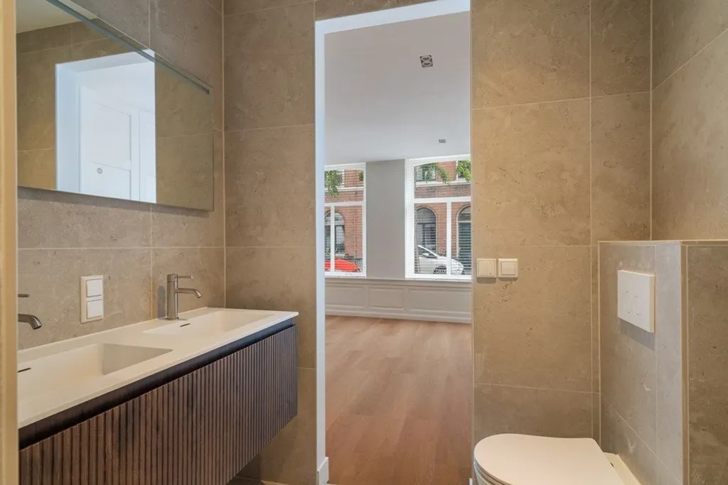 Salles de bain - Renovated Apartment with Garden in The Hague