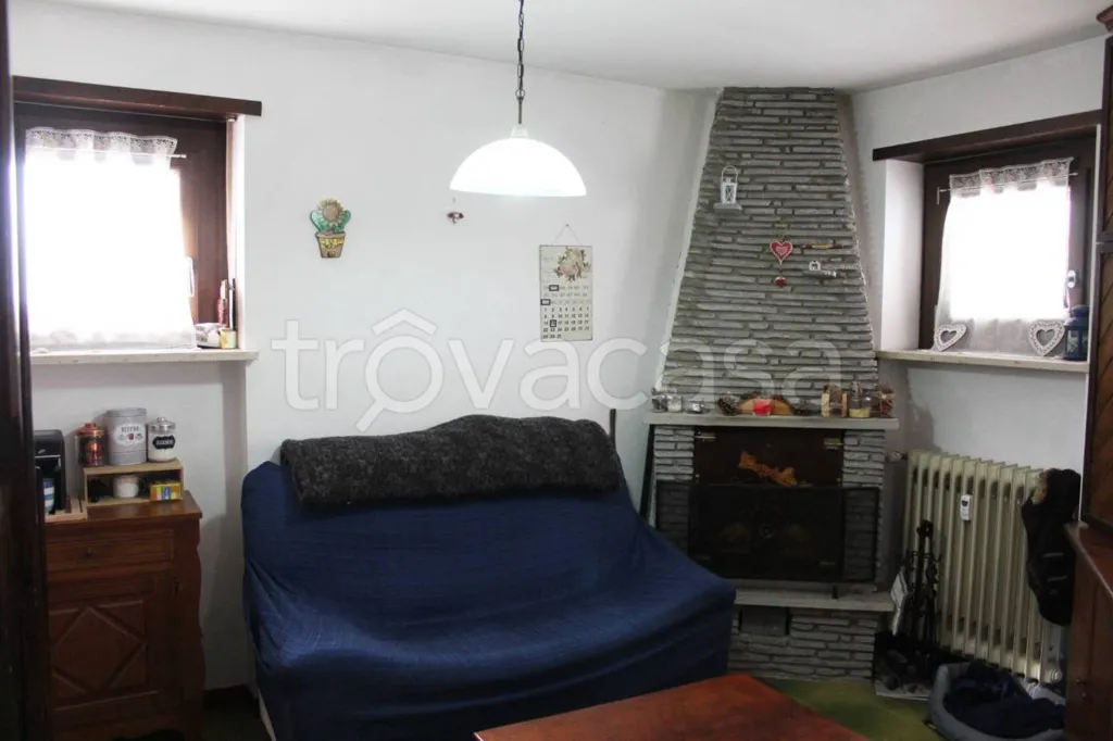 Séjour - Renovated Apartment with Panoramic View in Bagnolo Piemonte