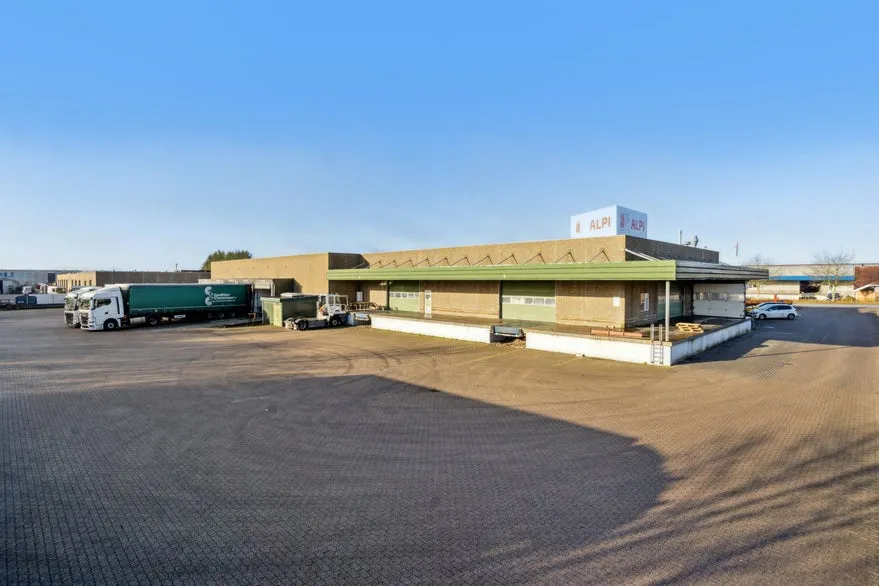 Exterior - Logistics Property with Modern Office in Padborg