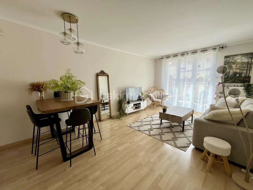 Soggiorno - Renovated Duplex with Terrace in Lomme