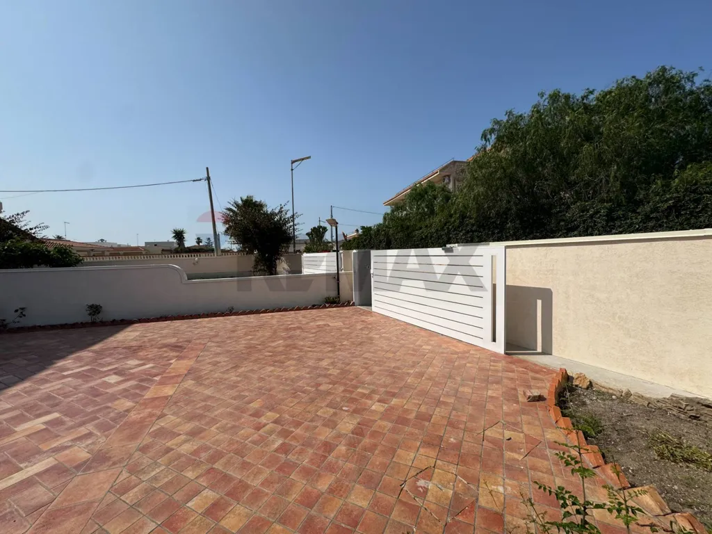 Välivaade - Rustic Villa with Terrace in Noto